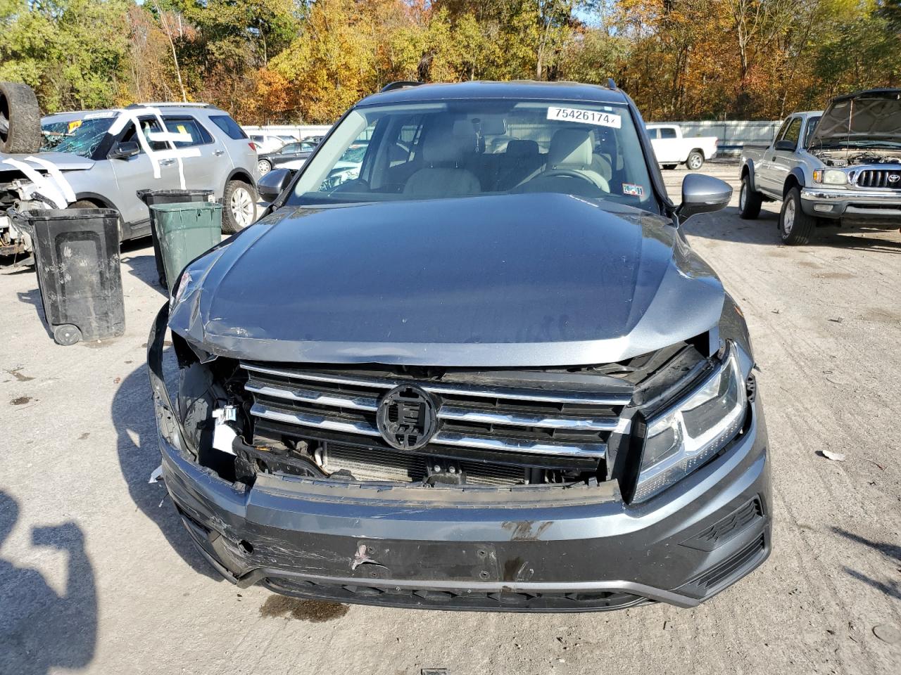 2018 Volkswagen Tiguan - Image 5