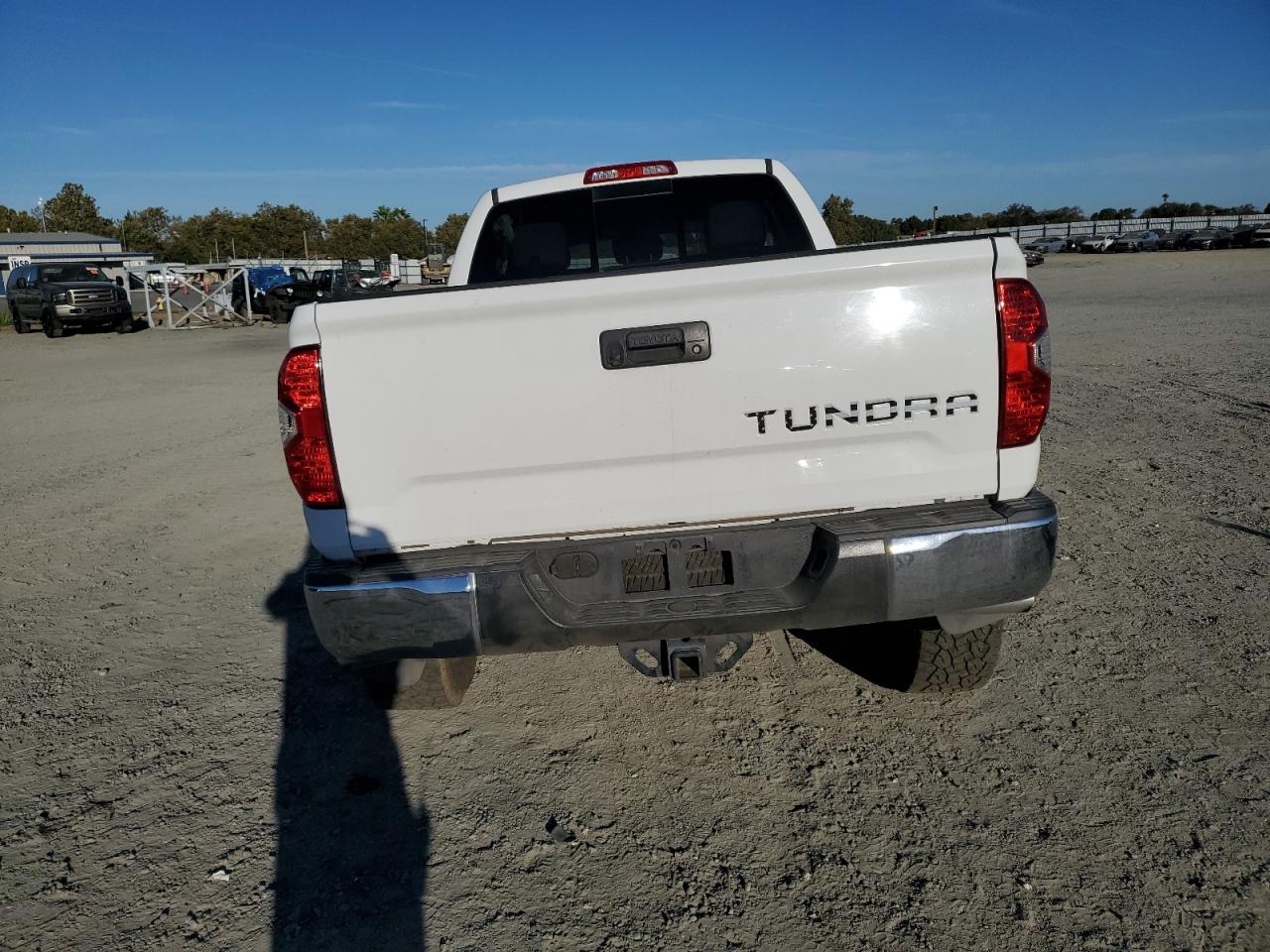 5TFUY5F14FX474282 2015 Toyota Tundra Double Cab Sr