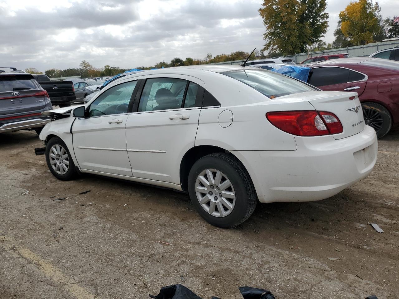 2007 Chrysler Sebring - Image 2