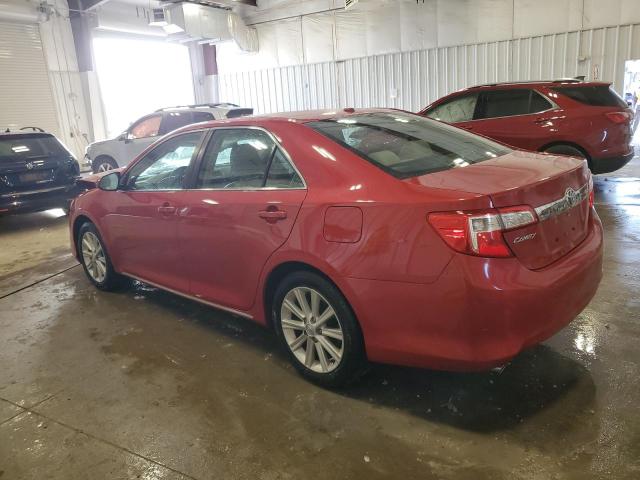  TOYOTA CAMRY 2014 Czerwony