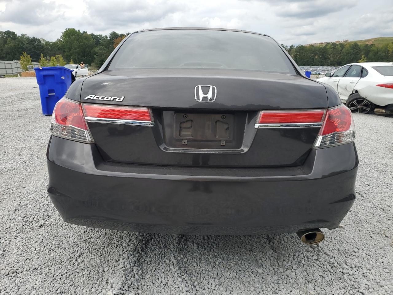 1HGCP2F40BA130972 2011 Honda Accord Lxp