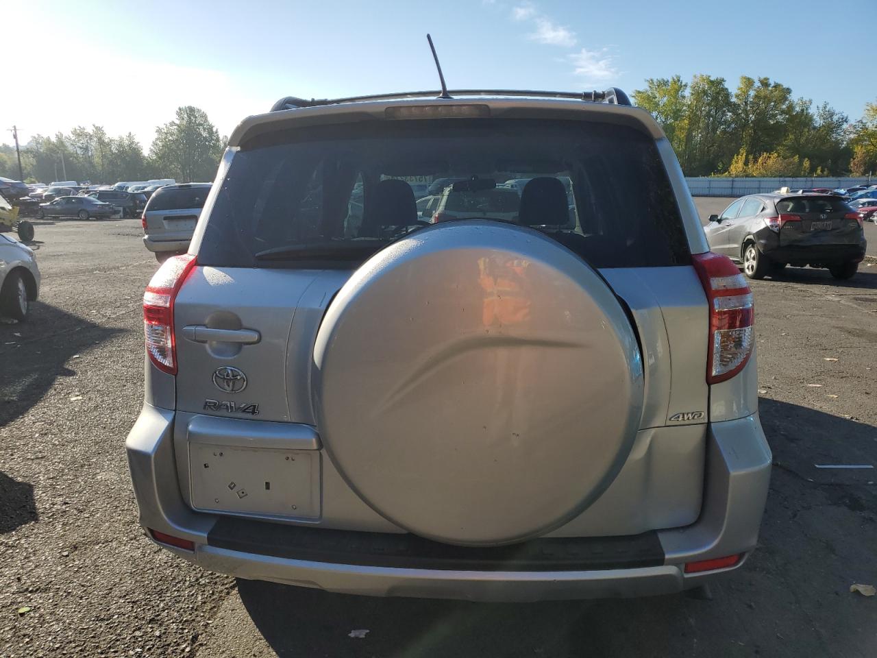 2012 Toyota RAV 4 - Image 6