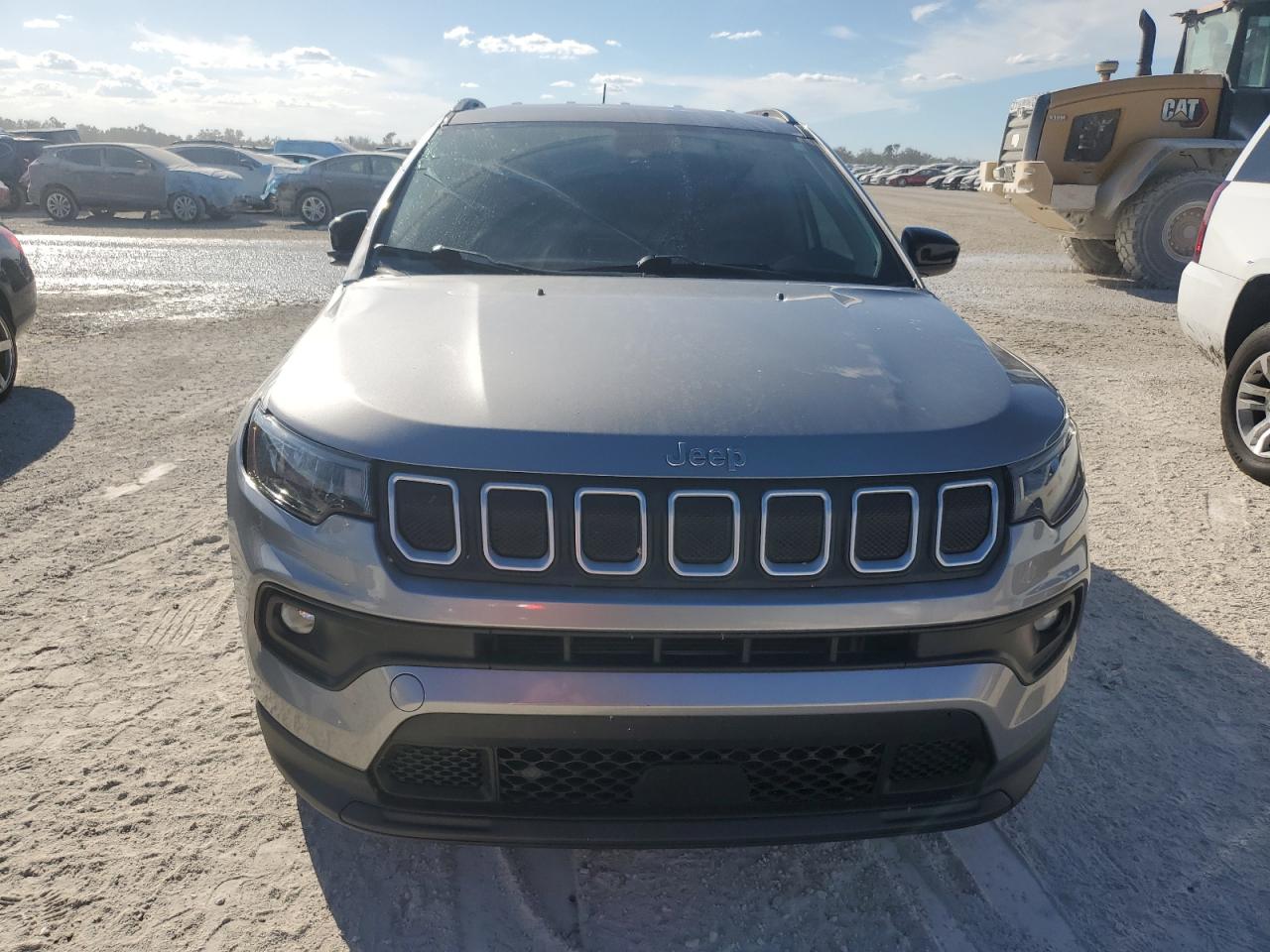 2022 Jeep Compass - Image 5