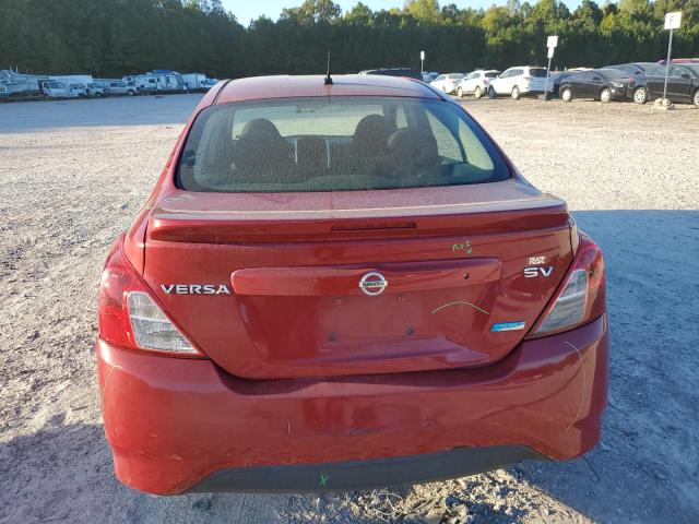  NISSAN VERSA 2015 Красный