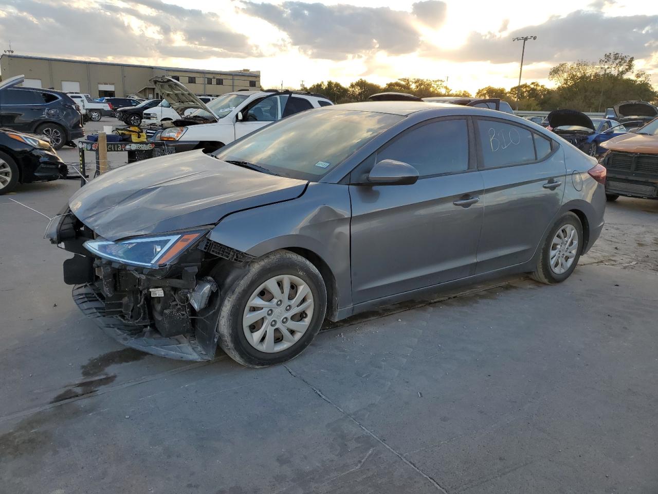2019 Hyundai Elantra - Image 1