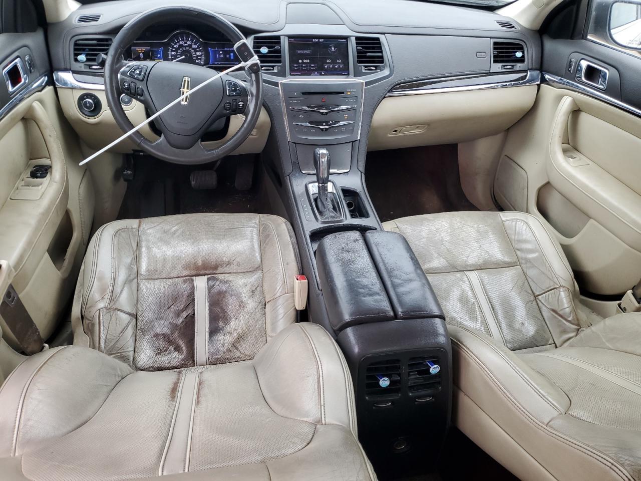 2013 Lincoln MKS - Image 8