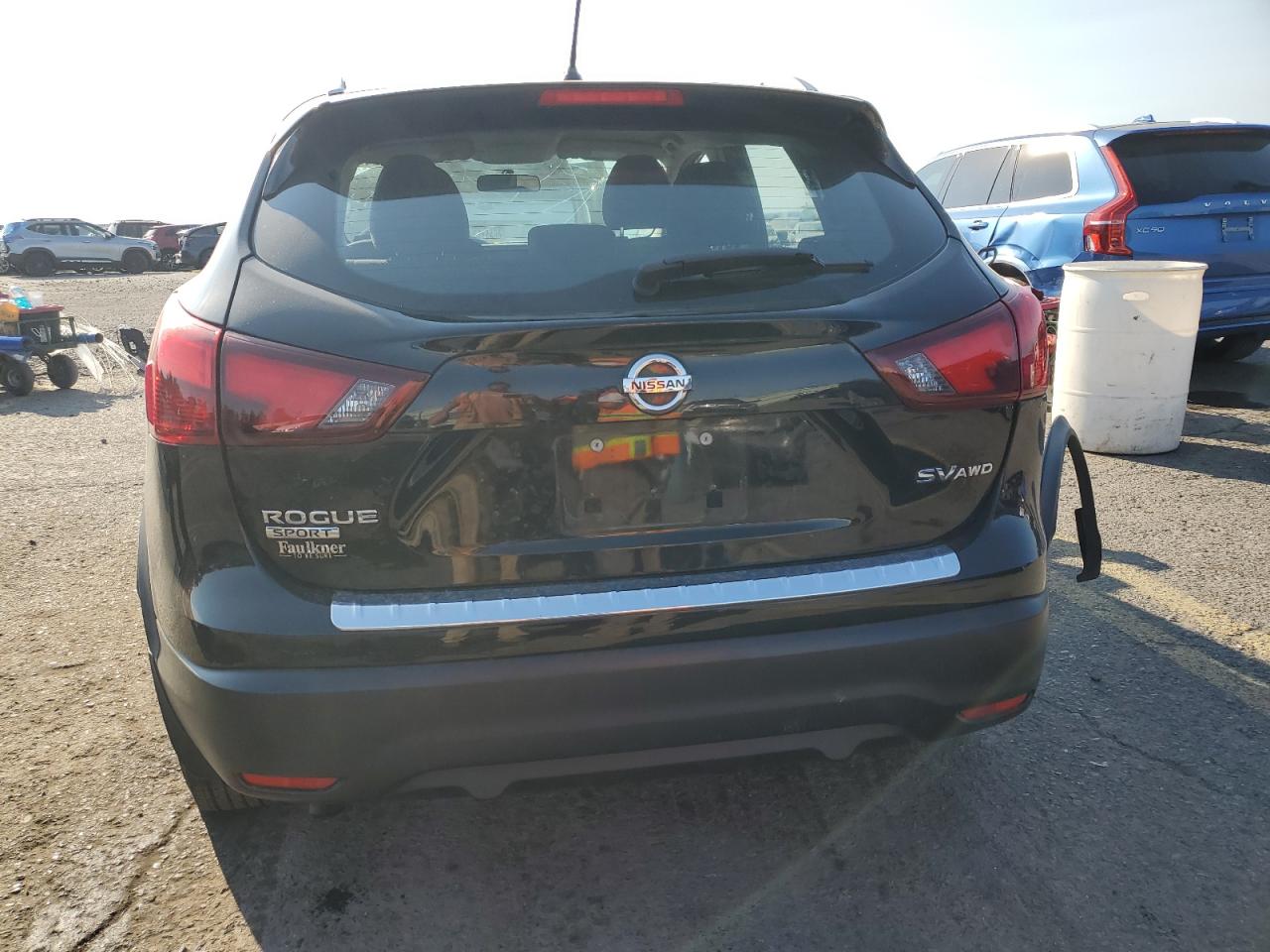 2018 Nissan Rogue - Image 6