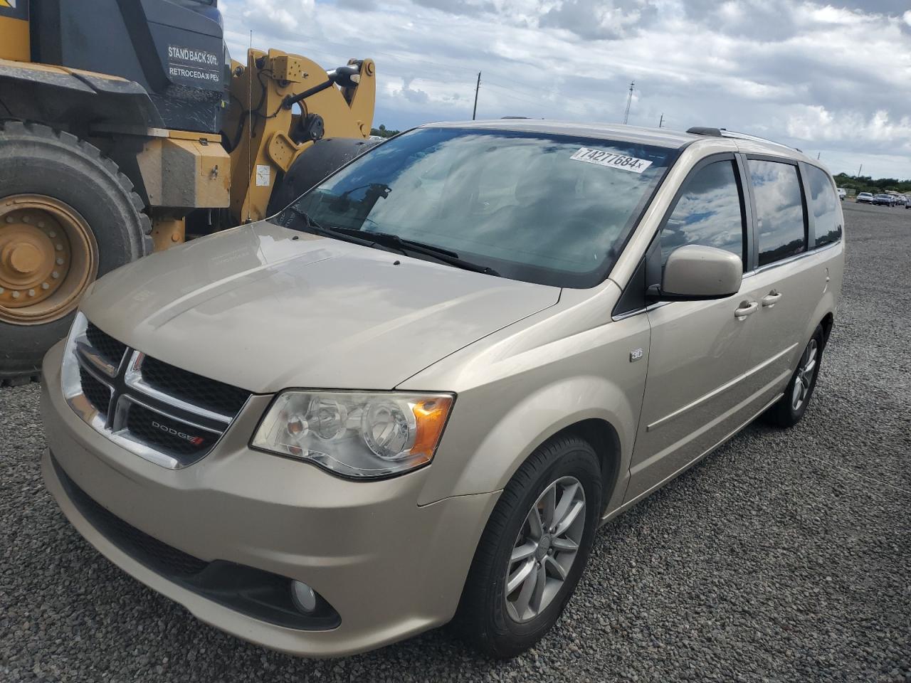2014 Dodge Grand Caravan Sxt за продажба в Fort Pierce, FL - Water/Flood