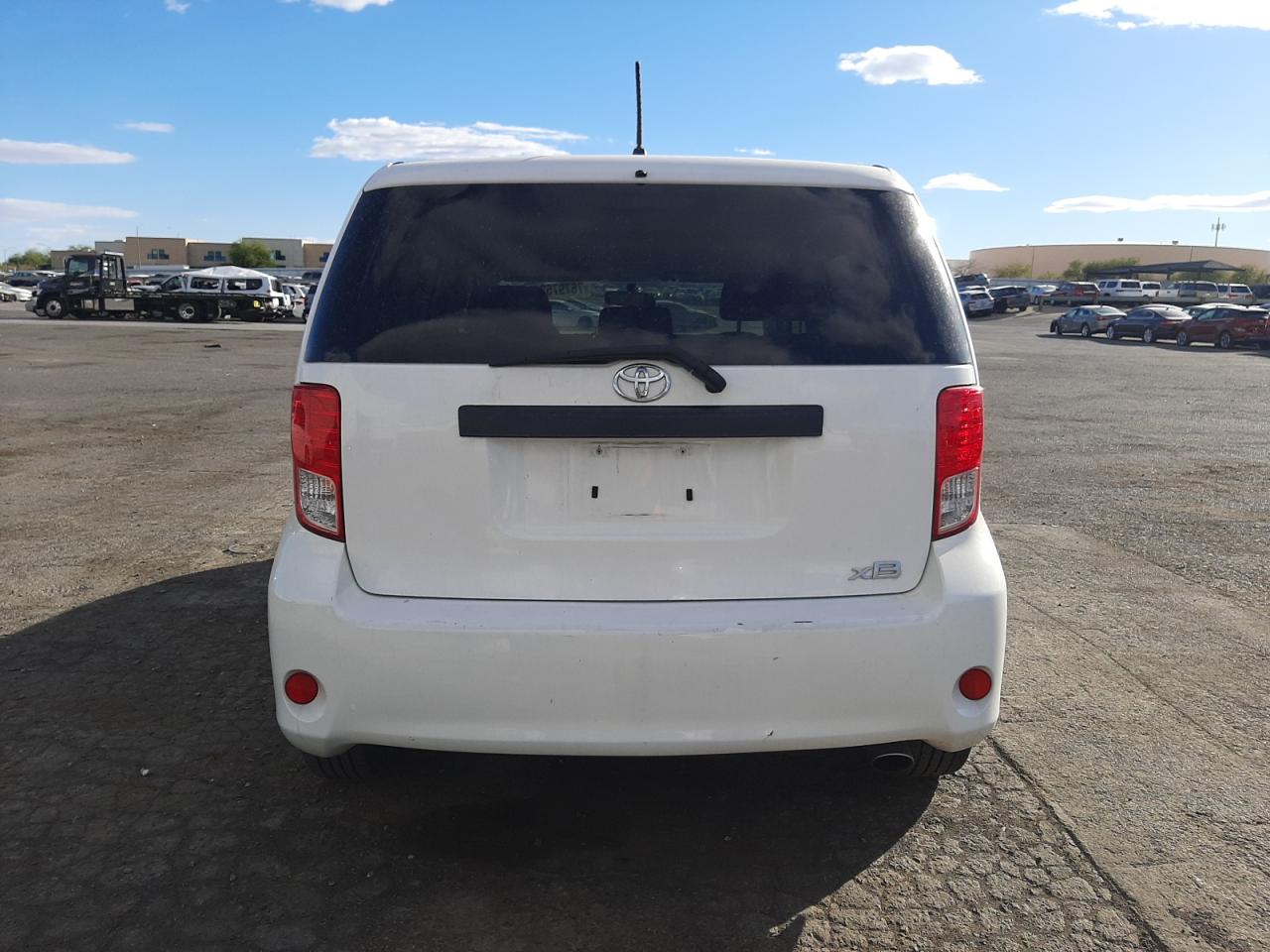 JTLZE4FE0CJ027995 2012 Toyota Scion Xb