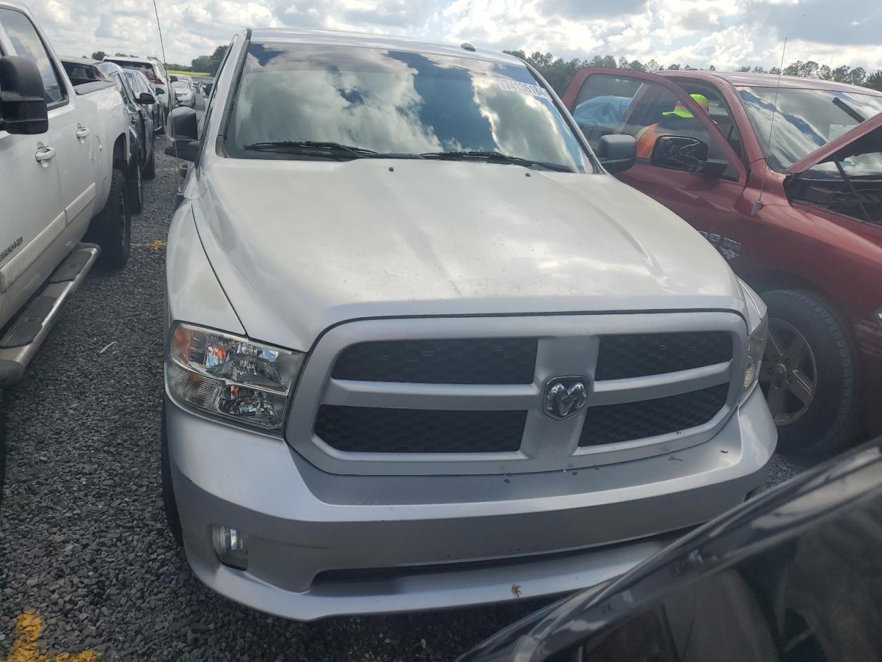 2016 Ram 1500 St VIN: 3C6RR6KT1GG315751 Lot: 74136184