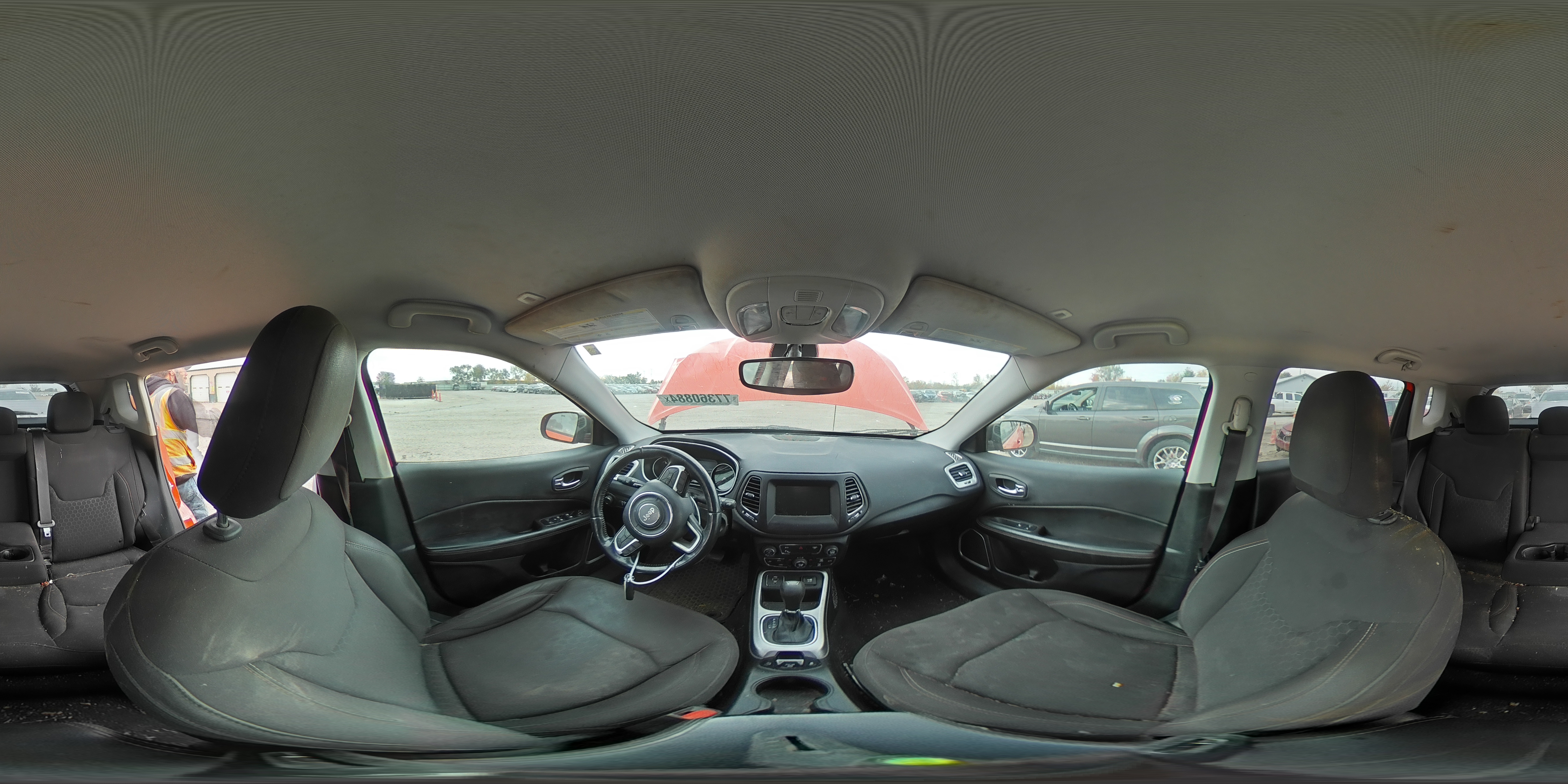 2018 Jeep Compass - Image 12