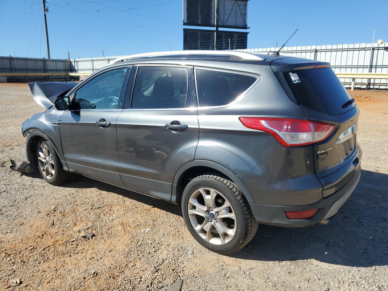 VIN 1FMCU0JX3GUC22334 2016 FORD ESCAPE no.2