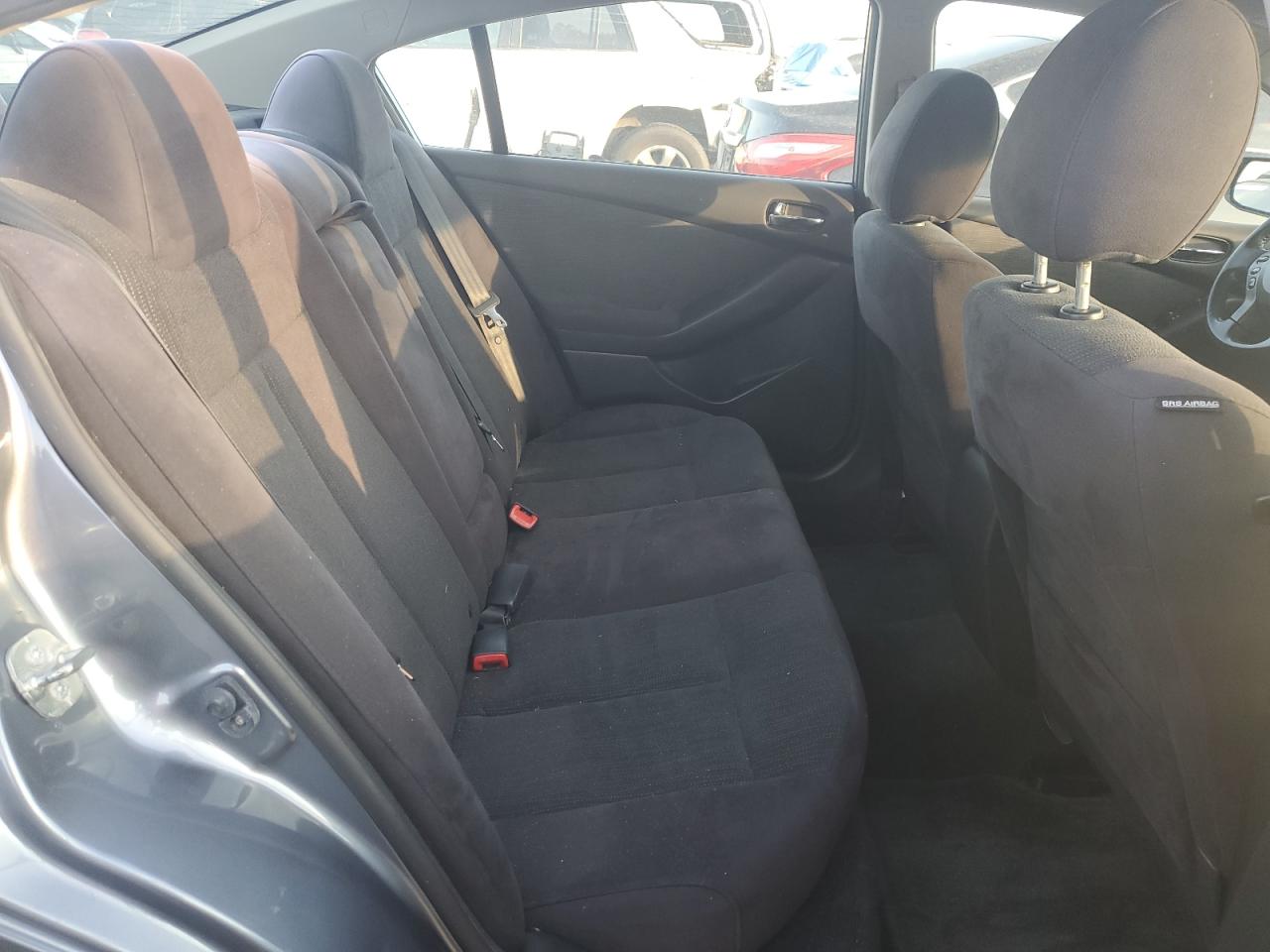 2012 Nissan Altima - Image 10