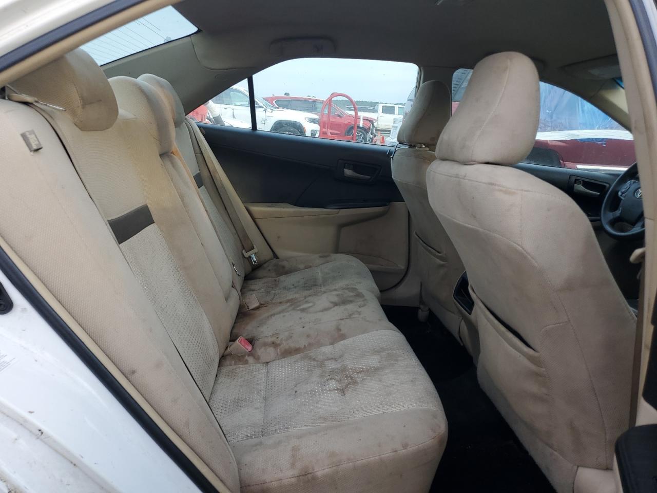 2014 Toyota Camry - Image 10