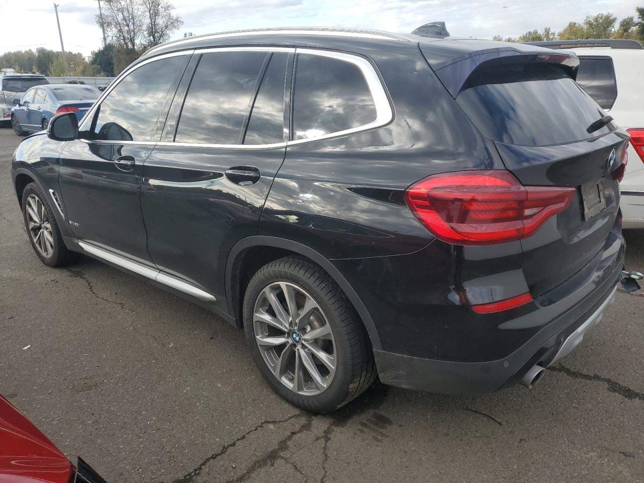 VIN 5UXTR9C51JLD64623 2018 BMW X3 no.2