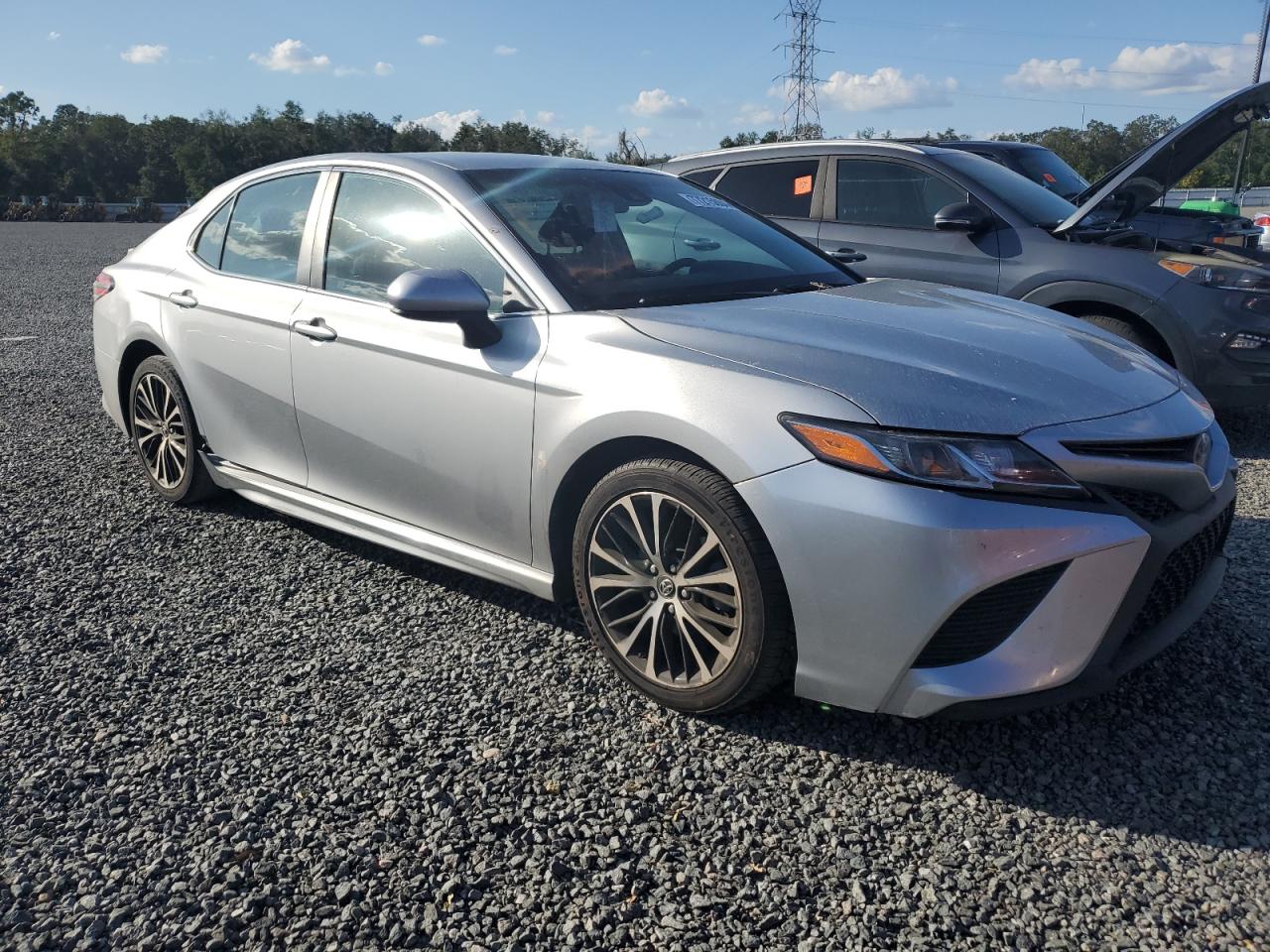 2018 Toyota Camry - Image 4