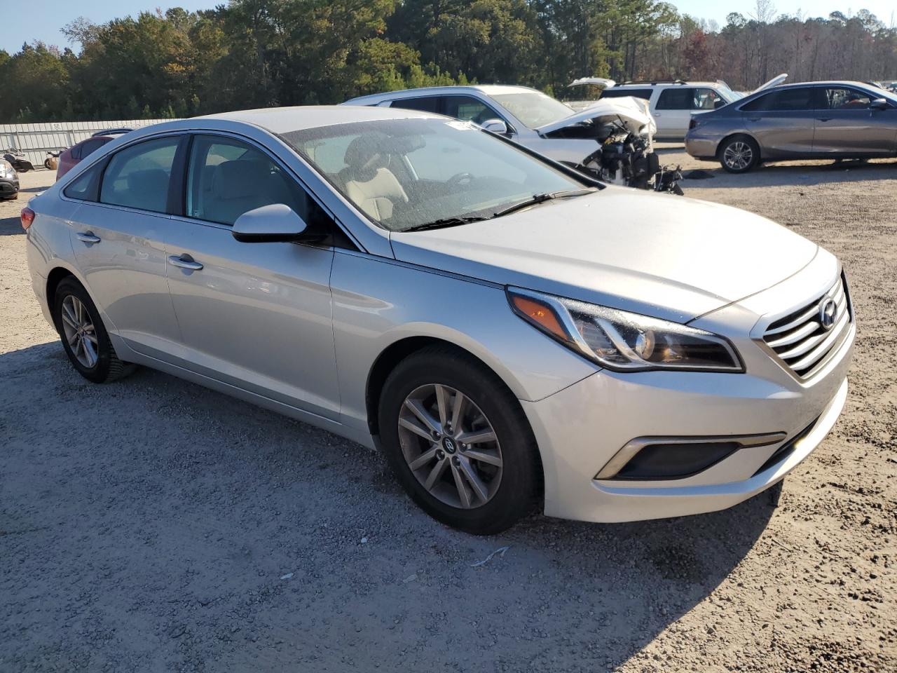 2016 Hyundai Sonata - Image 4