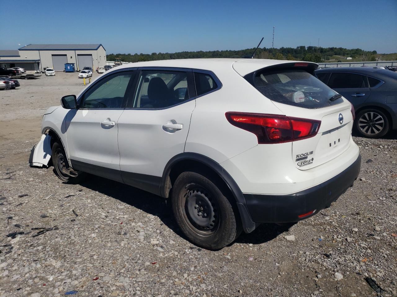 JN1BJ1CR8KW346001 2019 NISSAN ROGUE - Image 2