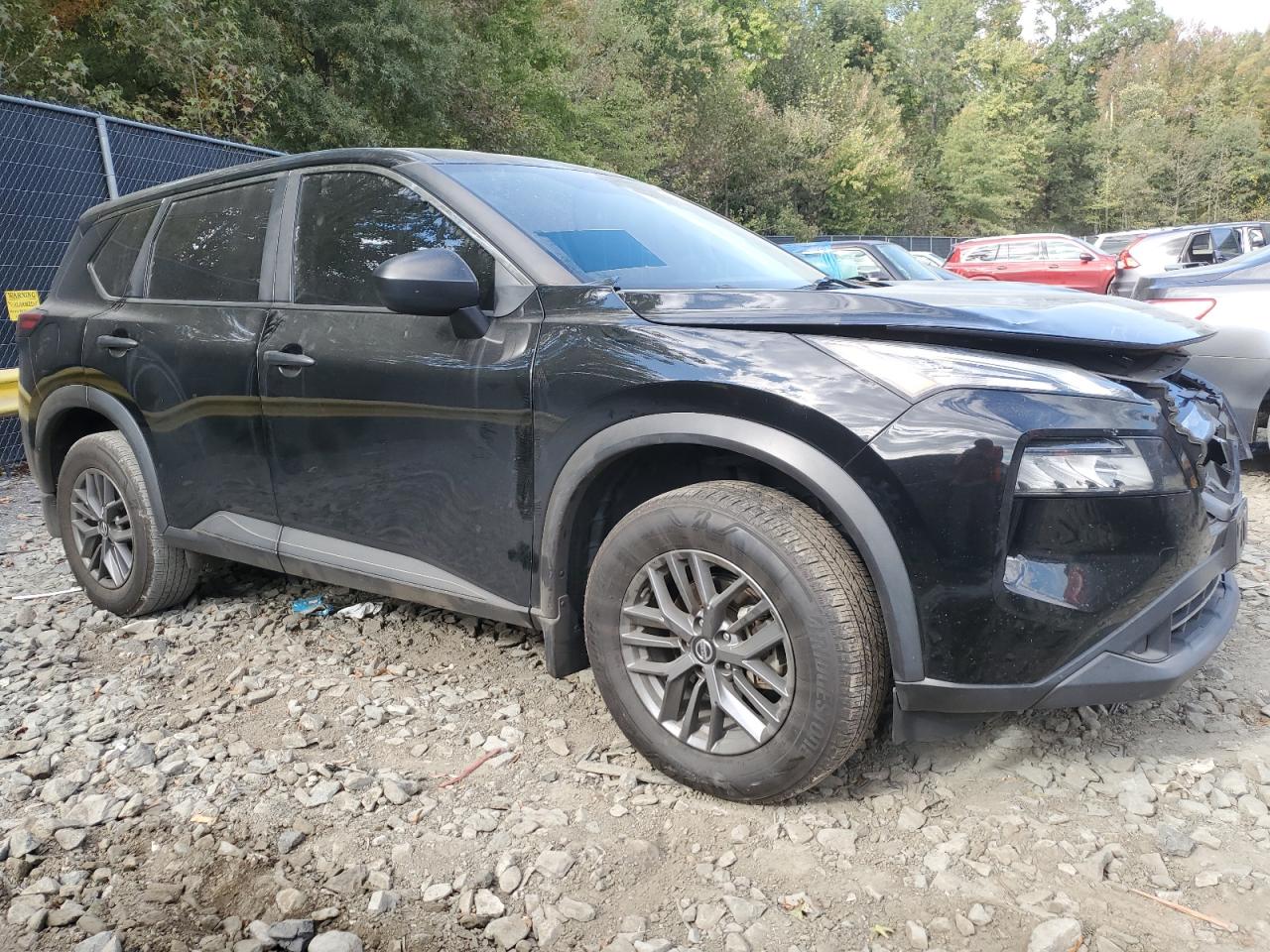 2021 Nissan Rogue - Image 4