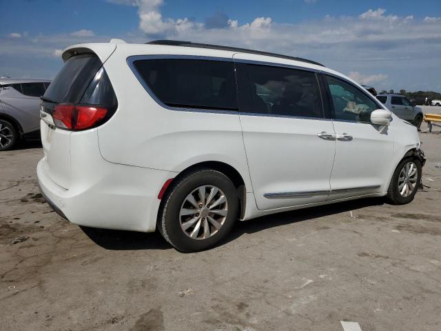  CHRYSLER PACIFICA 2017 Белый