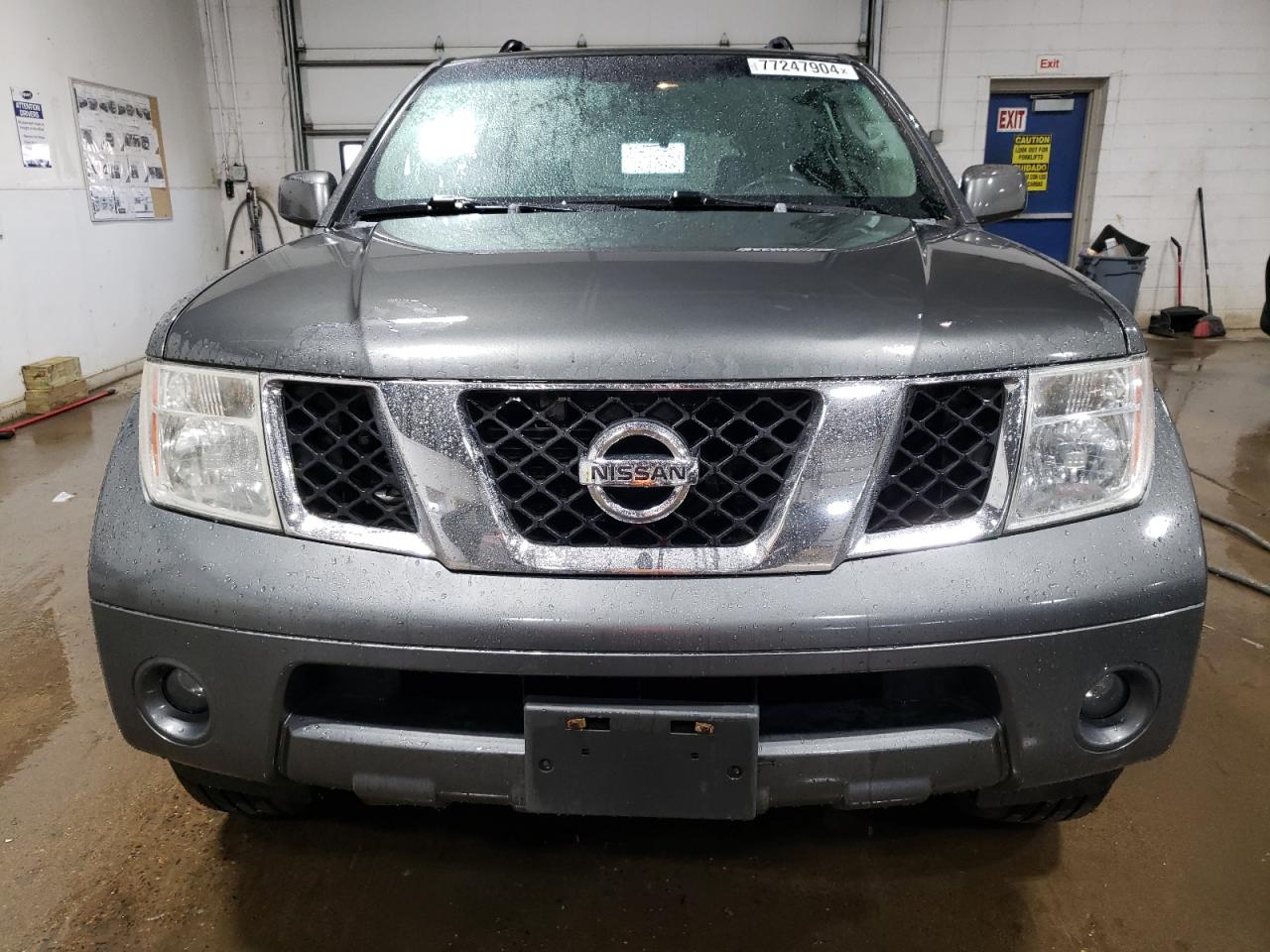2005 Nissan Pathfinder - Image 5
