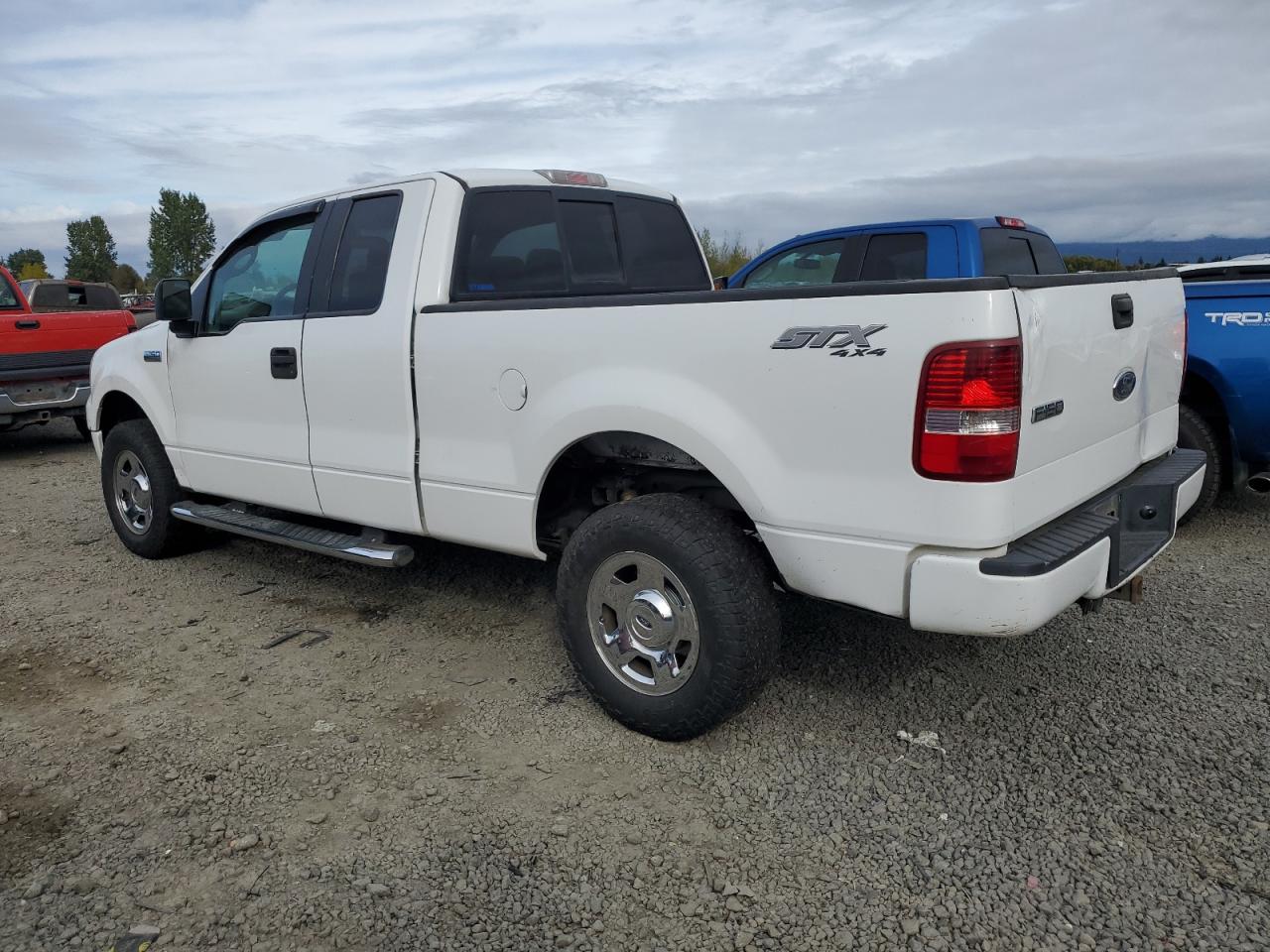 2005 Ford F-150 - Image 2