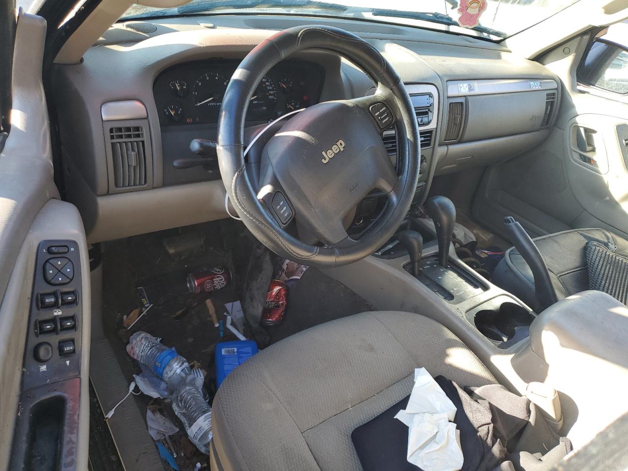 2004 Jeep Grand Cherokee - Image 8