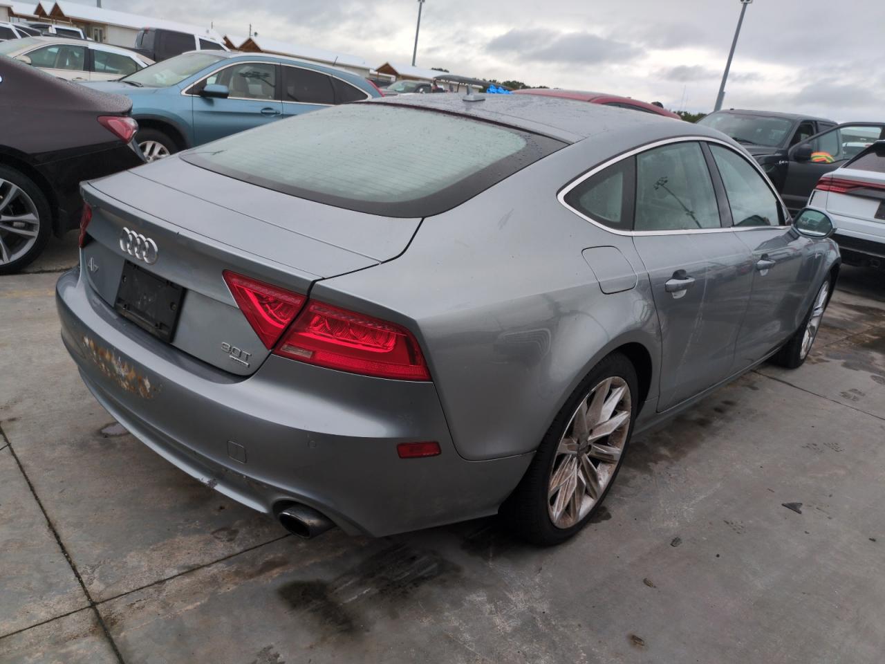 WAUYGAFC7CN130898 2012 Audi A7 Premium Plus