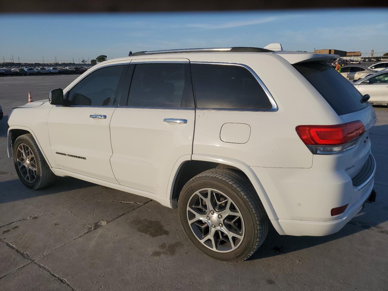 2020 Jeep Grand Cherokee - Image 2