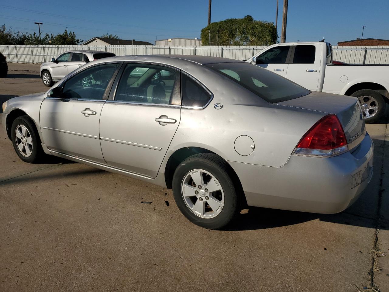2007 Chevrolet Impala - Image 2