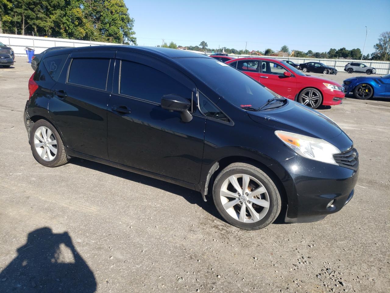 VIN 3N1CE2CPXFL411973 2015 NISSAN VERSA no.4