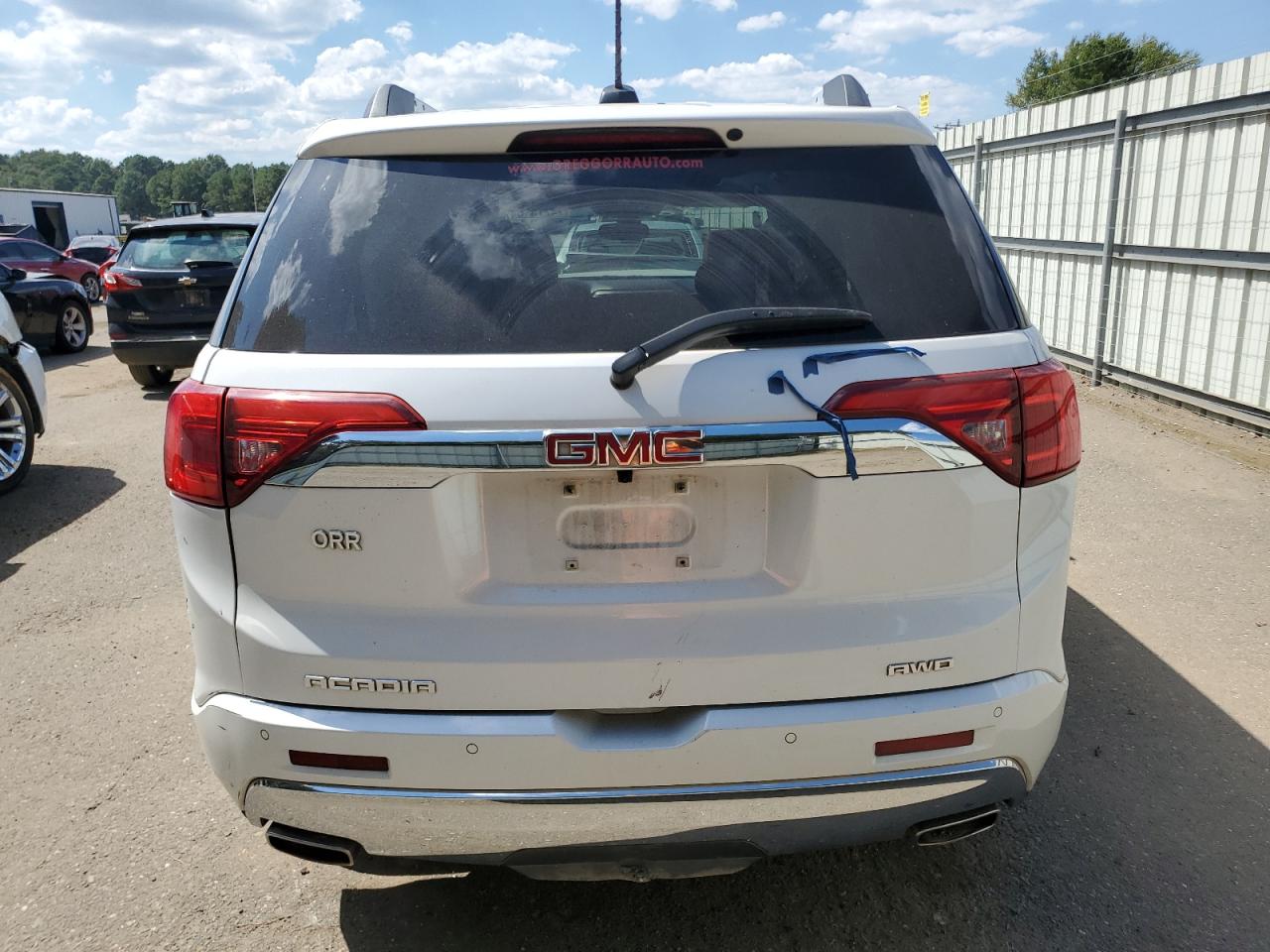 1GKKNXLS4HZ179848 2017 GMC Acadia Denali