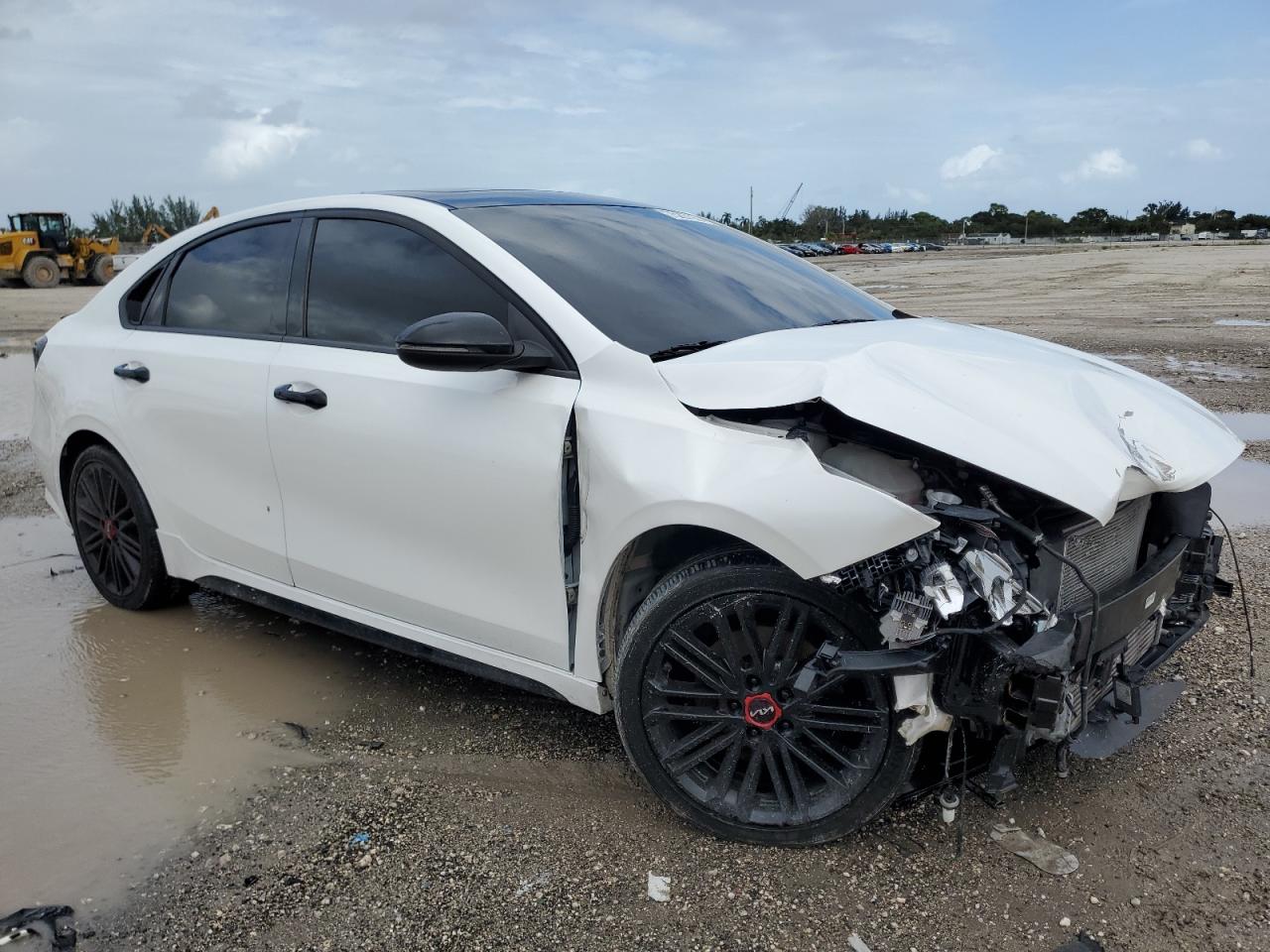 2023 Kia Forte - Image 4