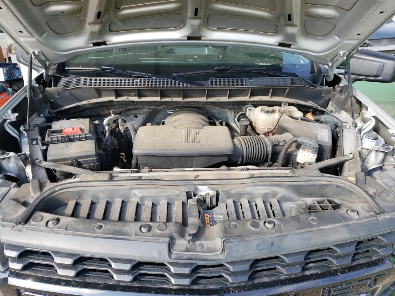 2019 Chevrolet Silverado - Image 11