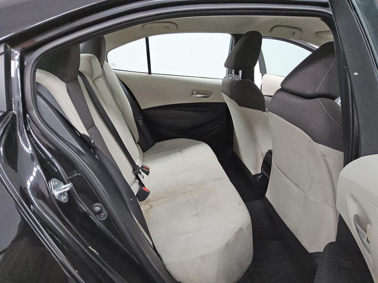 2021 Toyota Corolla - Image 10