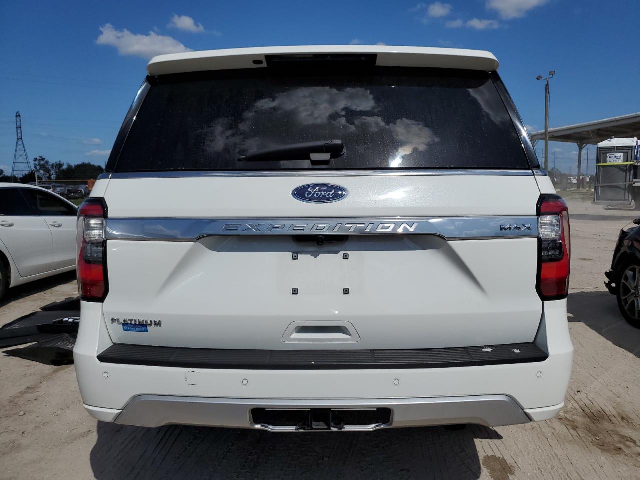 2020 Ford Expedition Max Platinum VIN: 1FMJK1LT2LEA17444 Lot: 75729224