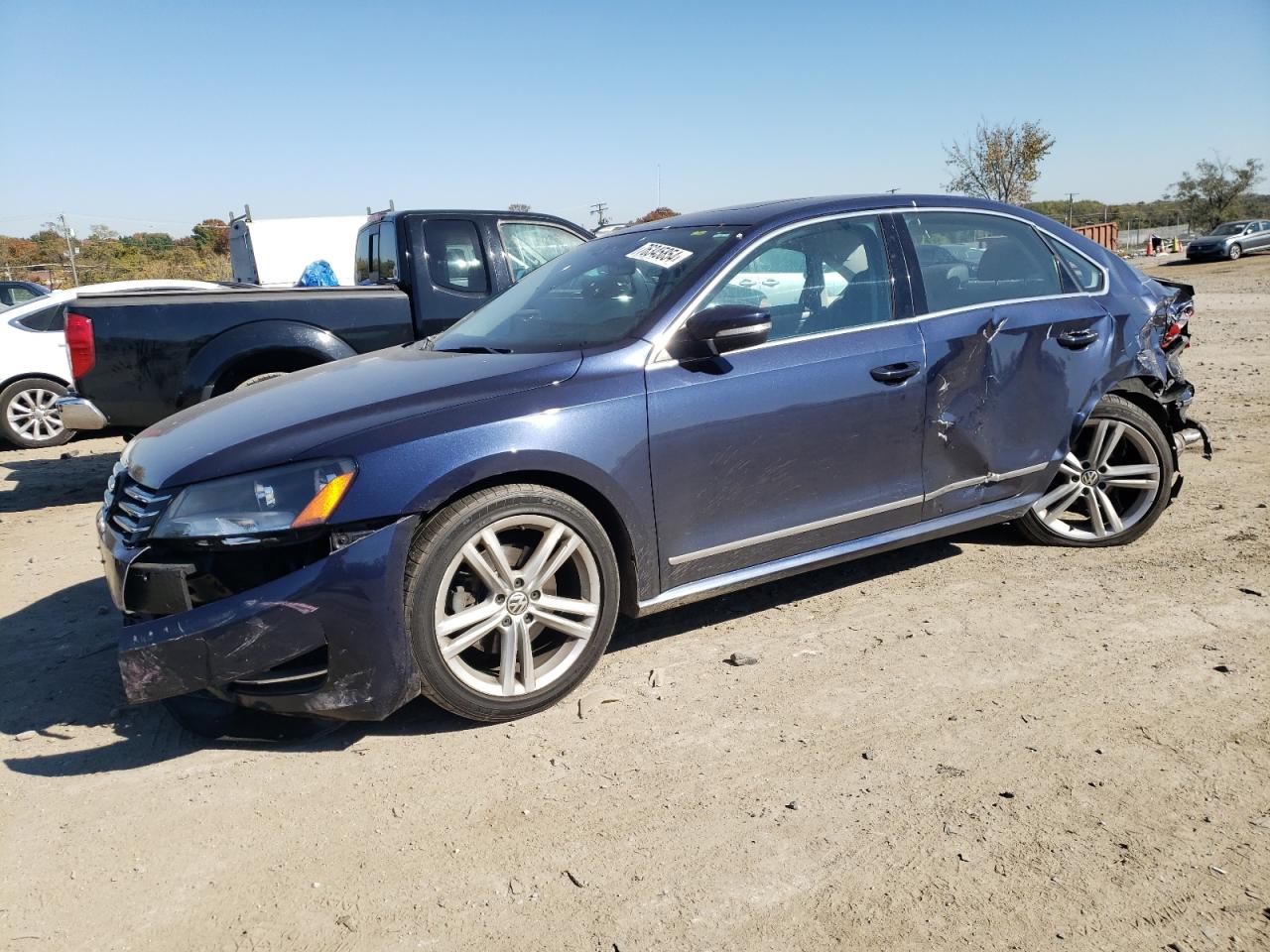 2015 Volkswagen Passat - Image 1