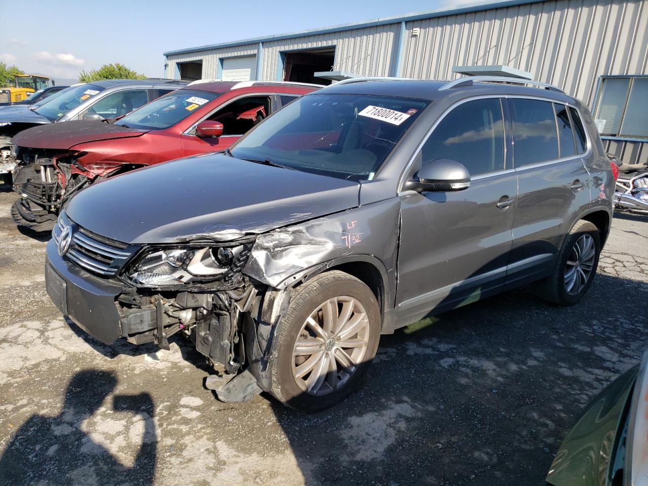 WVGAV7AX5GW560240 2016 VOLKSWAGEN TIGUAN - Image 1