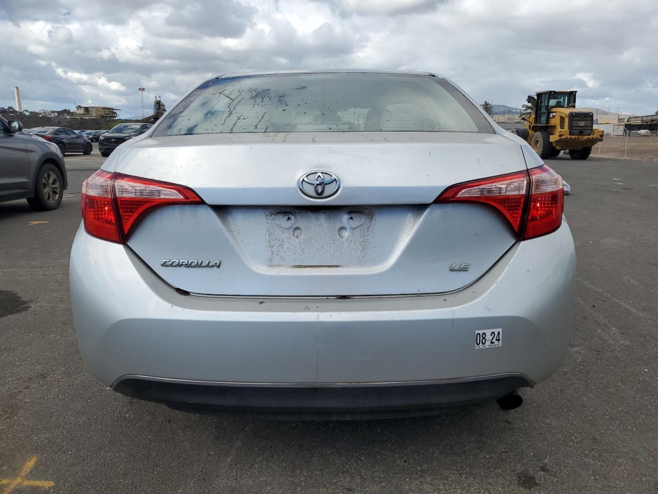 VIN 5YFBURHE2JP771066 2018 TOYOTA COROLLA no.6