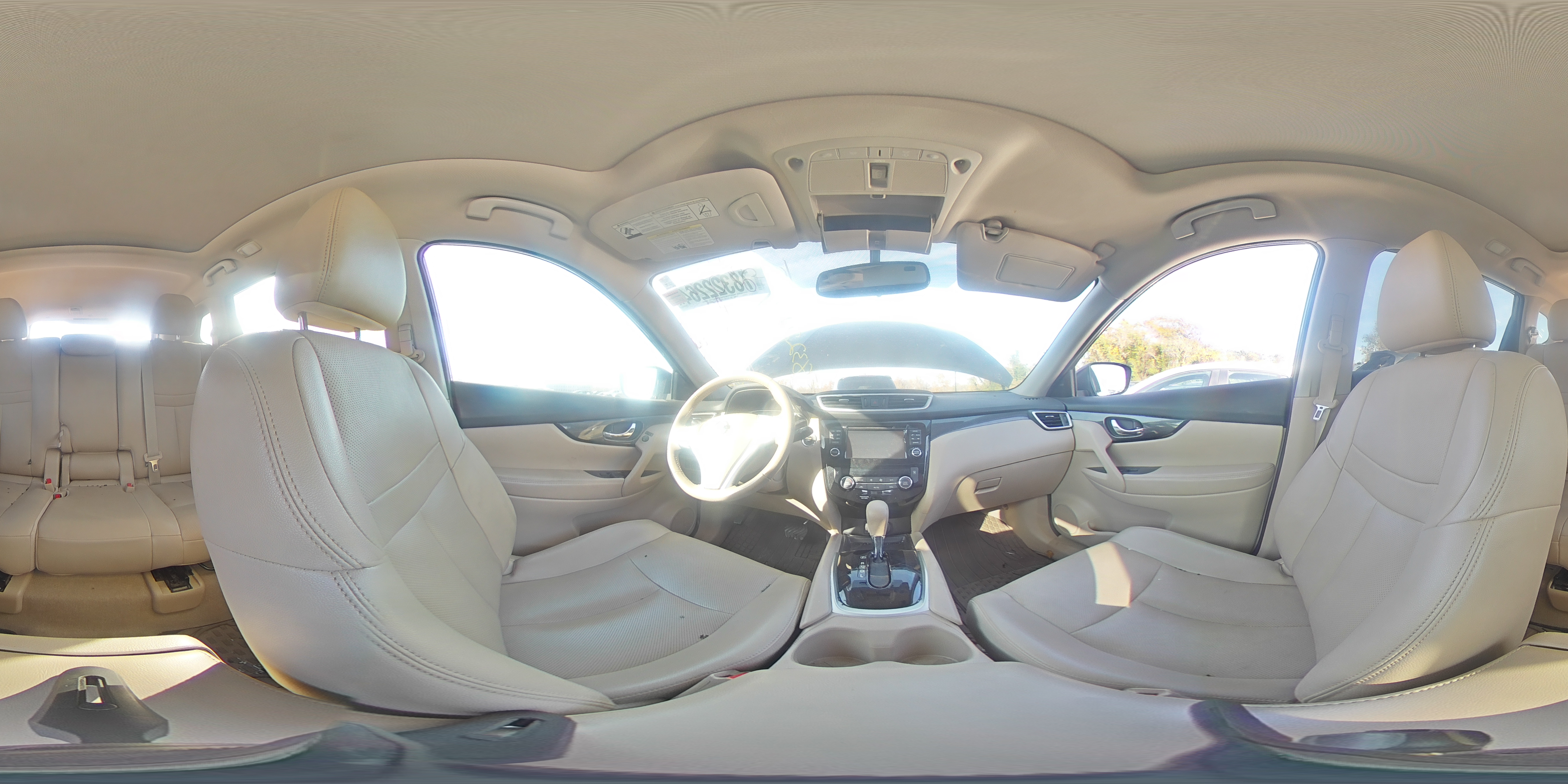 2015 Nissan Rogue - Image 14