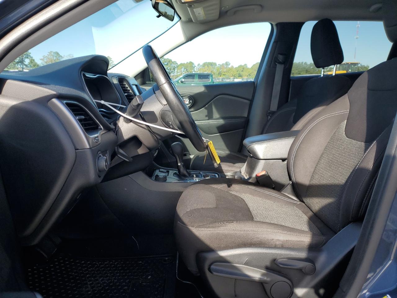 2019 Jeep Grand Cherokee - Image 7