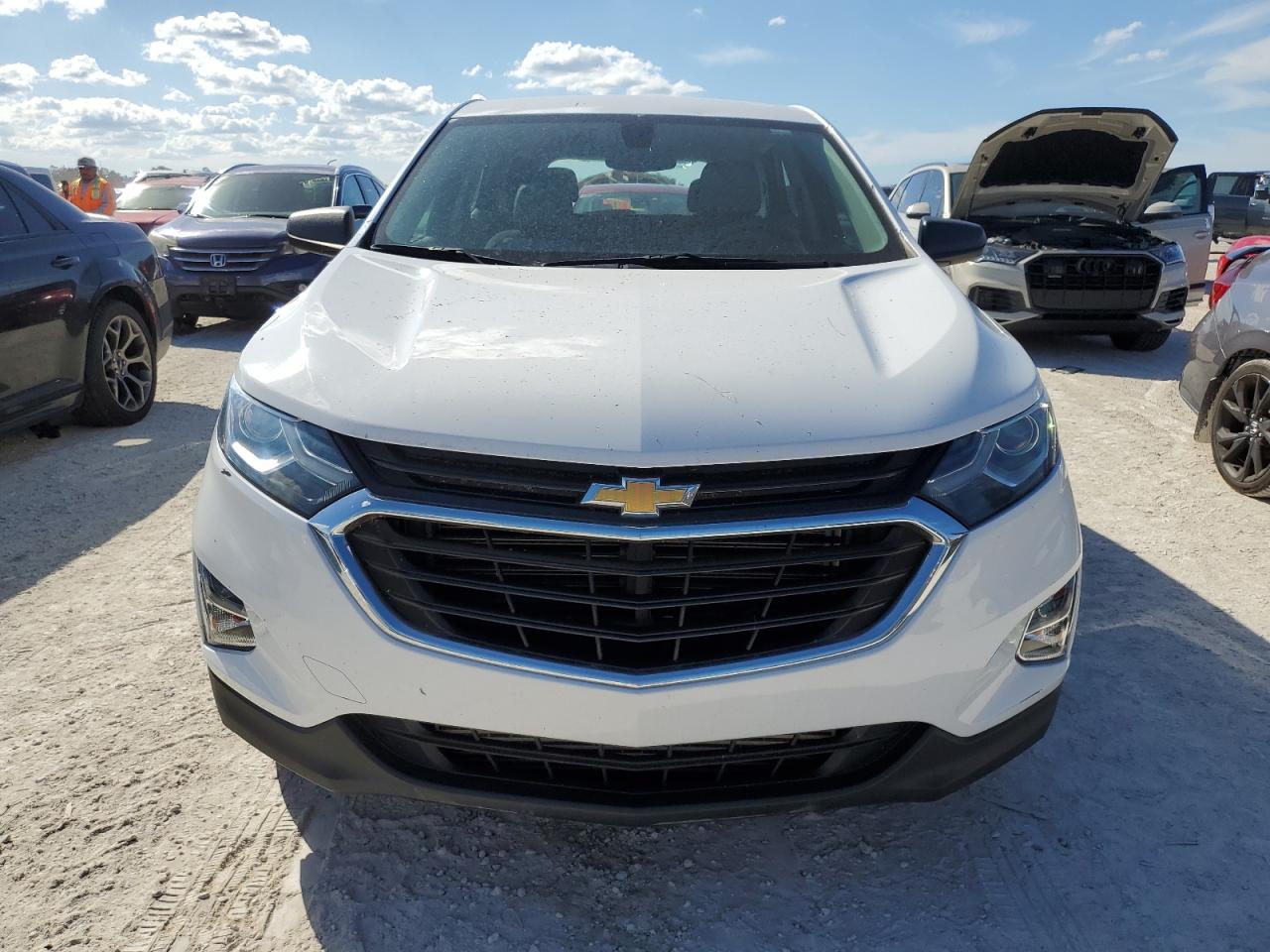2018 Chevrolet Equinox - Image 5