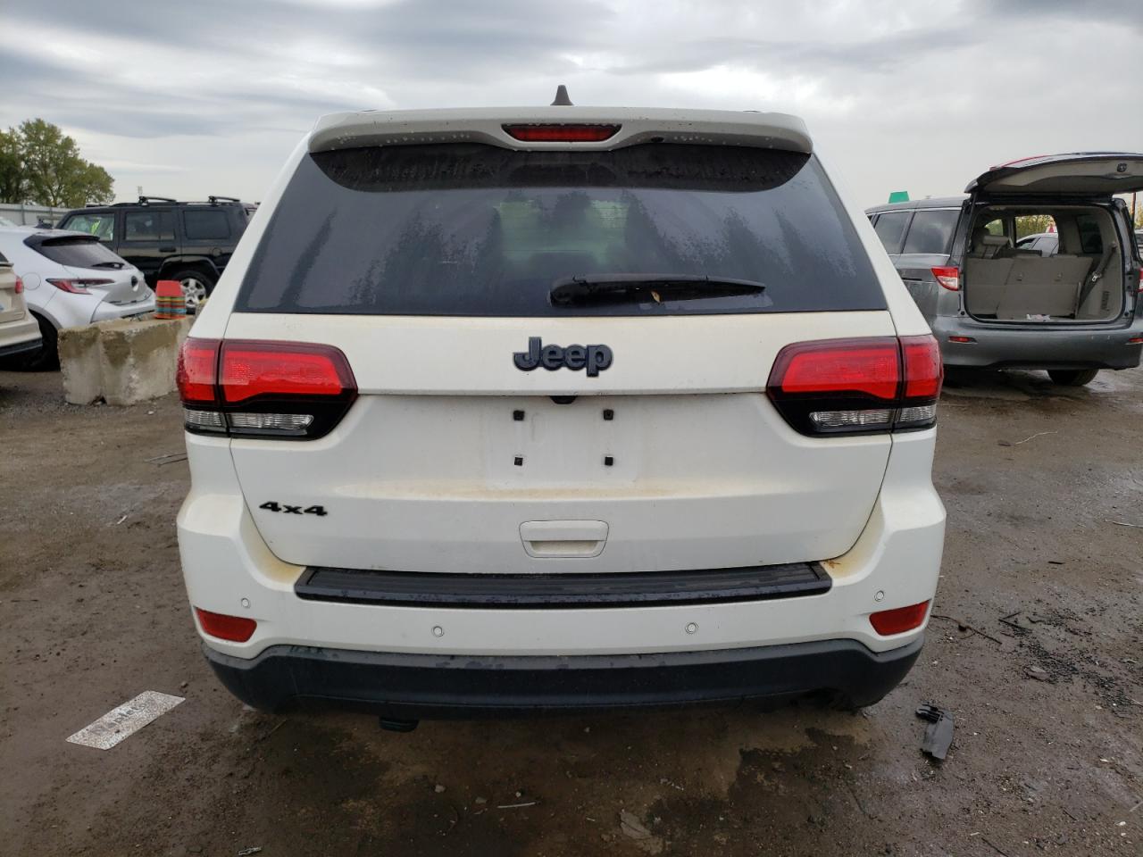 2018 Jeep Grand Cherokee Laredo VIN: 1C4RJFAG1JC352748 Lot: 72644324