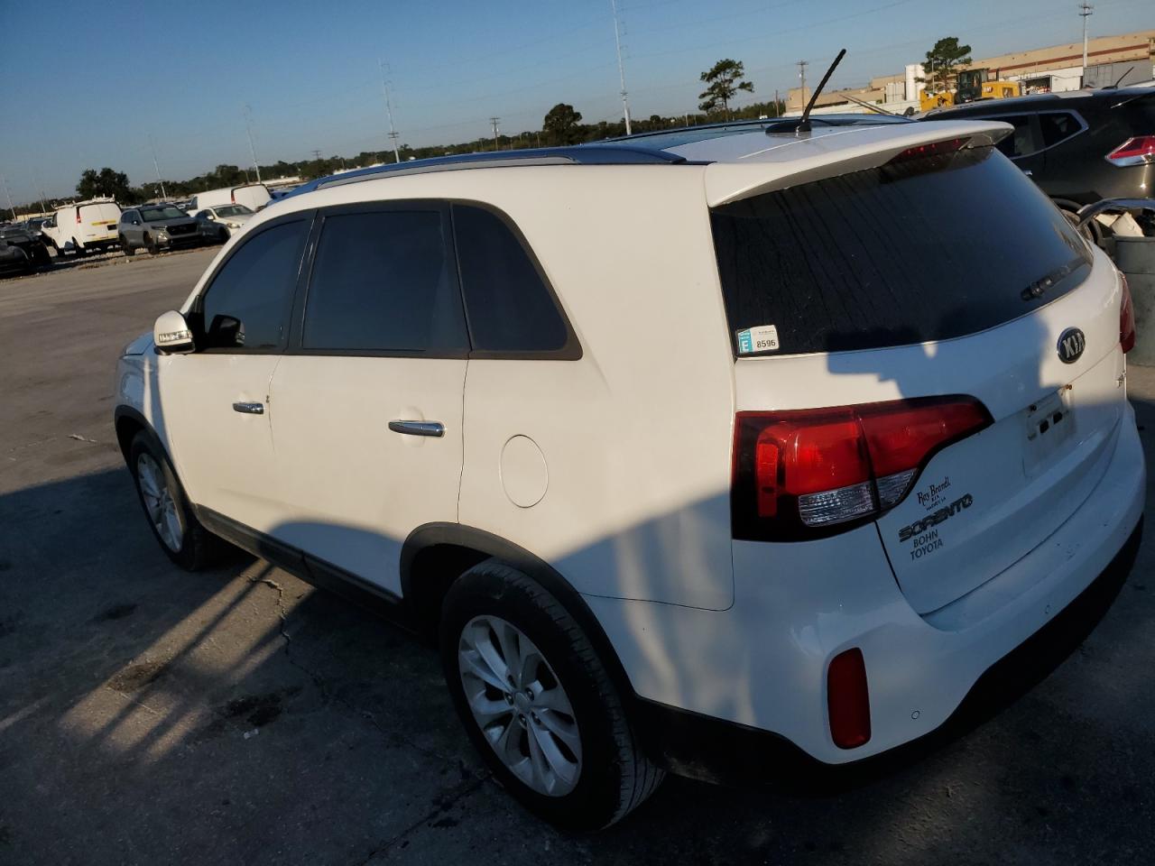 2015 Kia Sorento - Image 2