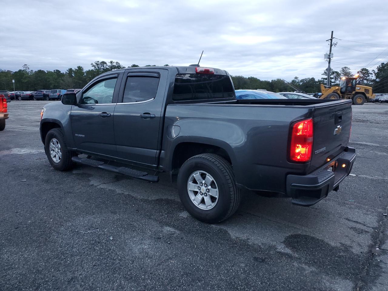 2016 Chevrolet Colorado - Image 2