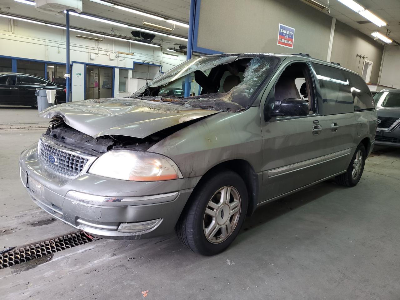 2003 Ford Windstar - Image 1