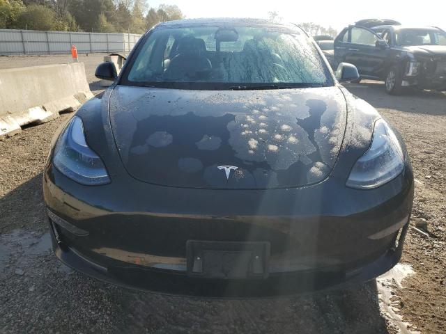  TESLA MODEL 3 2022 Черный