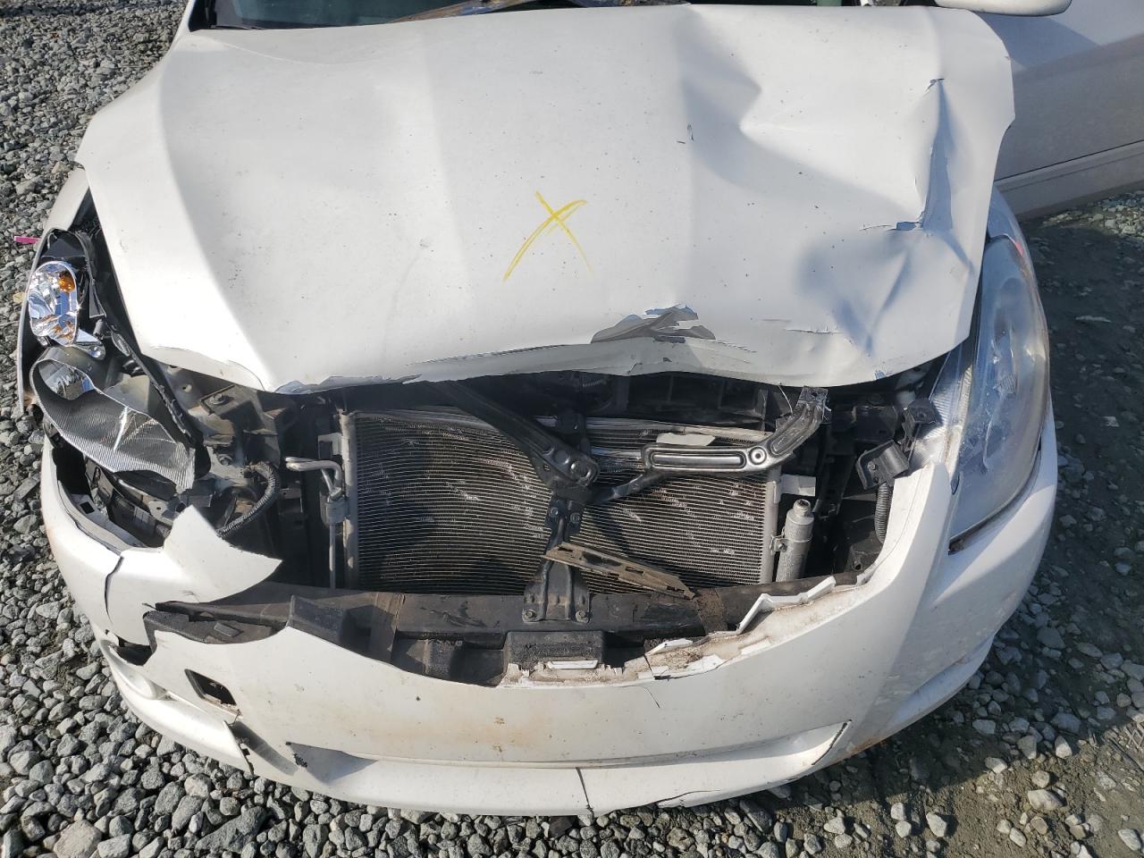 2011 Nissan Altima - Image 12
