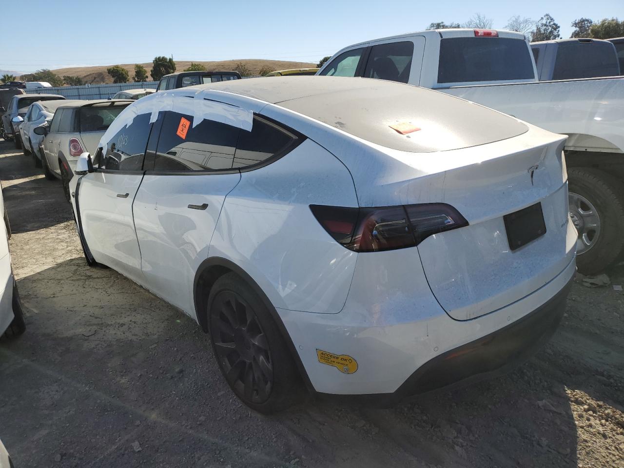 VIN 7SAYGDEEXNF325891 2022 TESLA MODEL Y no.2