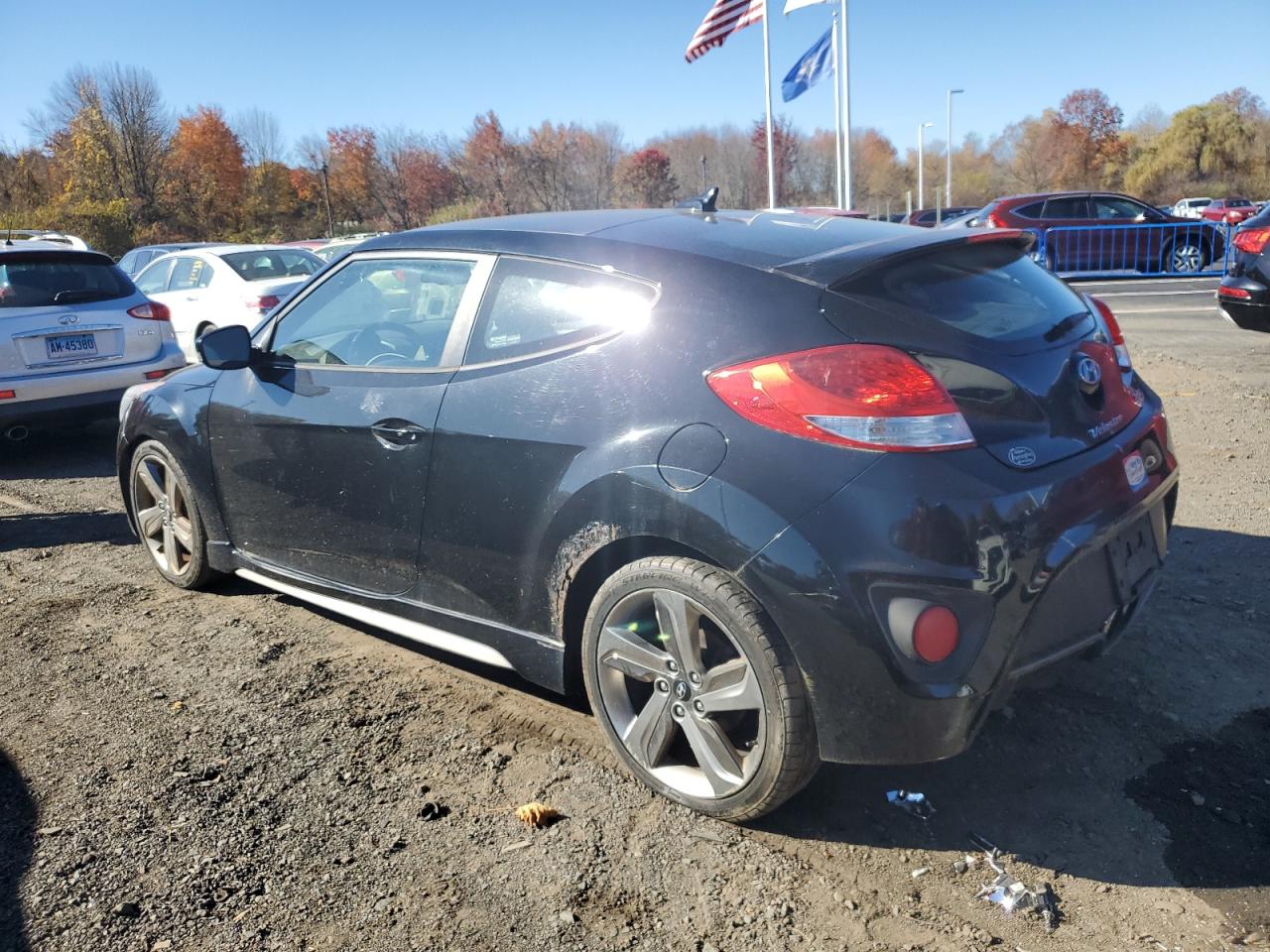 2013 Hyundai Veloster - Image 2